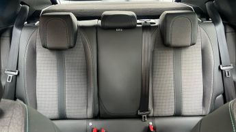 Peugeot 2008 50kWh Allure Premium SUV 5dr Electric Auto (136 ps)
