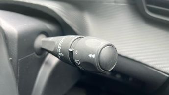 Peugeot 2008 50kWh Allure Premium SUV 5dr Electric Auto (136 ps)