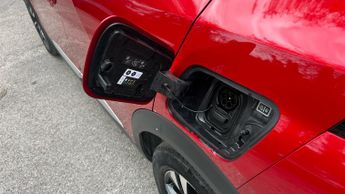 Peugeot 2008 50kWh Allure Premium SUV 5dr Electric Auto (136 ps)