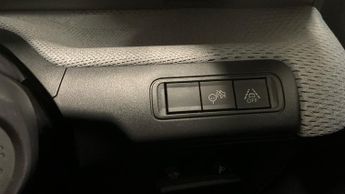 Citroen C3 1.2 Hybrid MAX Hatchback 5dr Petrol Hybrid e-DSC Euro 6 (s/s) (1