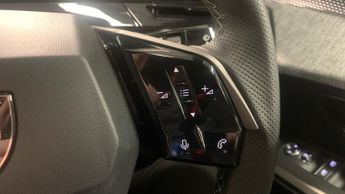 Peugeot 3008 73kWh GT SUV 5dr Electric Auto (210 ps)