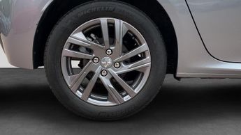 Peugeot 208 1.2 PureTech Active Premium Hatchback 5dr Petrol EAT Euro 6 (s/s
