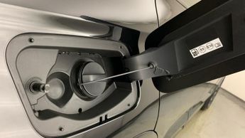 Vauxhall Grandland 1.2 Turbo Elite SUV 5dr Petrol Auto Euro 6 (s/s) (130 ps)