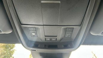 Peugeot 5008 1.2 HYBRID GT SUV 5dr Petrol Hybrid e-DSC6 Euro 6 (s/s) (136 ps)