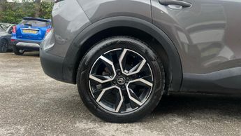 Citroen C4 50kWh Shine Hatchback 5dr Electric Auto (136 ps)