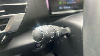 Citroen C4 50kWh Shine Hatchback 5dr Electric Auto (136 ps)