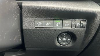 Citroen C4 50kWh Shine Hatchback 5dr Electric Auto (136 ps)
