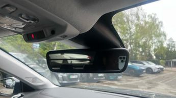 Citroen C4 50kWh Shine Hatchback 5dr Electric Auto (136 ps)