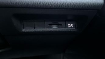 Peugeot 308 Sw 54kWh GT Estate 5dr Electric Auto (156 ps)