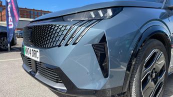 Peugeot 3008 73kWh GT SUV 5dr Electric Auto (210 ps)