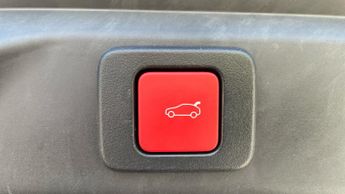 Peugeot 3008 73kWh GT SUV 5dr Electric Auto (210 ps)