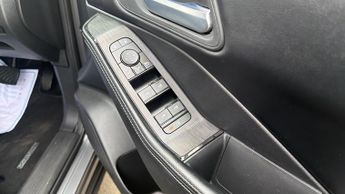 Nissan X-Trail 1.5 h e-POWER N-Connecta SUV 5dr Petrol Hybrid Auto e-4ORCE Euro