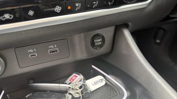 Nissan X-Trail 1.5 h e-POWER N-Connecta SUV 5dr Petrol Hybrid Auto e-4ORCE Euro