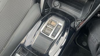 Peugeot 2008 50kWh GT SUV 5dr Electric Auto (7kW Charger) (136 ps)