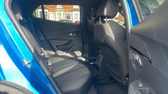 Peugeot 2008 50kWh GT SUV 5dr Electric Auto (7kW Charger) (136 ps)