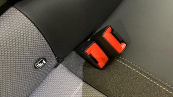 Vauxhall Grandland 1.2 Ultimate SUV 5dr Petrol Hybrid e-DCT Euro 6 (s/s) (136 ps)