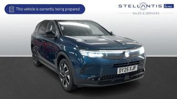 Vauxhall Grandland 1.2 Ultimate SUV 5dr Petrol Hybrid e-DCT Euro 6 (s/s) (136 ps)