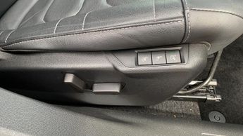 Citroen C4 1.2 PureTech Shine Plus Hatchback 5dr Petrol EAT8 Euro 6 (s/s) (