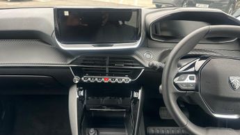 Peugeot 208 50kWh Allure Auto 5dr (7.4kW Charger)