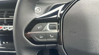 Peugeot 208 50kWh Allure Auto 5dr (7.4kW Charger)