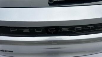 Peugeot 208 50kWh Allure Auto 5dr (7.4kW Charger)
