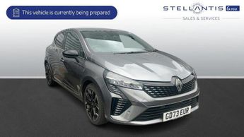 Renault Clio 1.6 E-TECH techno Hatchback 5dr Petrol Hybrid Auto Euro 6 (s/s) 
