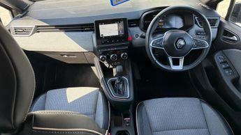 Renault Clio 1.6 E-TECH techno Hatchback 5dr Petrol Hybrid Auto Euro 6 (s/s) 