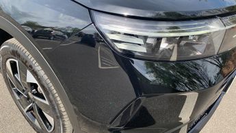 Vauxhall Grandland 1.2 Ultimate SUV 5dr Petrol Hybrid e-DCT Euro 6 (s/s) (136 ps)