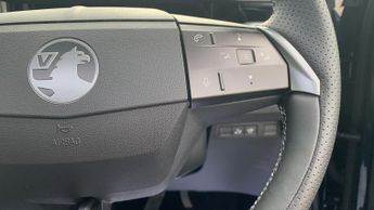Vauxhall Grandland Electric 73kWh Ultimate SUV 5dr Electric Auto (213 ps)