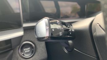 Vauxhall Grandland Electric 73kWh Ultimate SUV 5dr Electric Auto (213 ps)