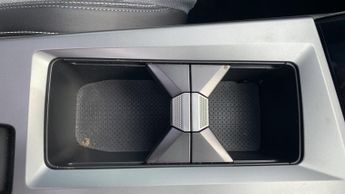 Vauxhall Grandland Electric 73kWh Ultimate SUV 5dr Electric Auto (213 ps)