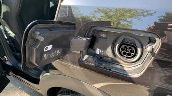 Peugeot 3008 SUV 1.6 13.2kWh GT SUV 5dr Petrol Plug-in Hybrid e-EAT Euro 6 (s/s) 