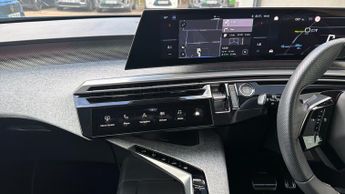 Peugeot 3008 73kWh GT SUV 5dr Electric Auto (210 ps)