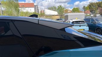 Peugeot 3008 73kWh GT SUV 5dr Electric Auto (210 ps)