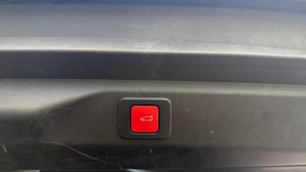 Peugeot 3008 73kWh GT SUV 5dr Electric Auto (210 ps)