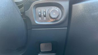 Vauxhall Corsa Electric 50kWh SE Premium Hatchback 5dr Electric Auto (136 ps)
