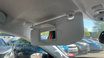 Vauxhall Corsa Electric 50kWh SE Premium Hatchback 5dr Electric Auto (136 ps)