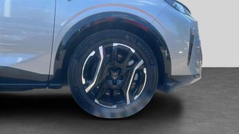 Peugeot 3008 73kWh GT SUV 5dr Electric Auto (210 ps)