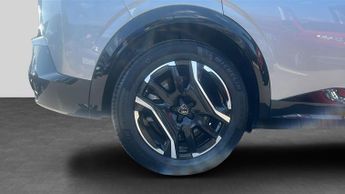 Peugeot 3008 73kWh GT SUV 5dr Electric Auto (210 ps)