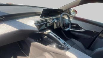 Peugeot 3008 73kWh GT SUV 5dr Electric Auto (210 ps)