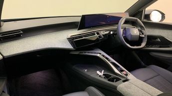 Peugeot 3008 73kWh GT SUV 5dr Electric Auto (210 ps)