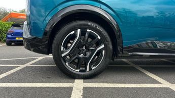 Peugeot 3008 73kWh GT SUV 5dr Electric Auto (210 ps)