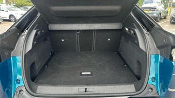 Peugeot 3008 73kWh GT SUV 5dr Electric Auto (210 ps)