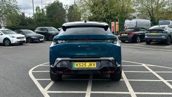 Peugeot 3008 73kWh GT SUV 5dr Electric Auto (210 ps)