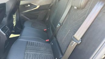 Peugeot 3008 73kWh GT SUV 5dr Electric Auto (210 ps)