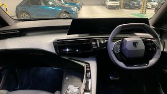Peugeot 3008 SUV 1.2 GT SUV 5dr Petrol Hybrid e-DSC6 Euro 6 (s/s) (136 ps)