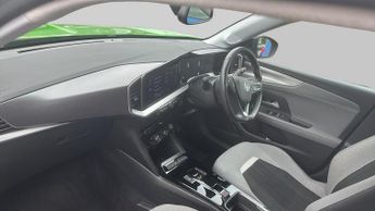 Vauxhall Mokka Electric 50kWh Elite Premium SUV 5dr Electric Auto (136 ps)