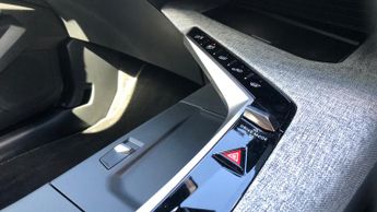 Peugeot 3008 73kWh GT SUV 5dr Electric Auto (210 ps)