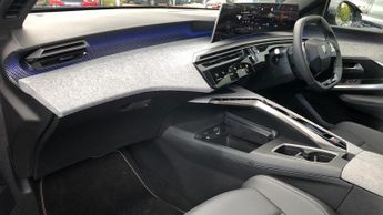 Peugeot 3008 73kWh GT SUV 5dr Electric Auto (210 ps)