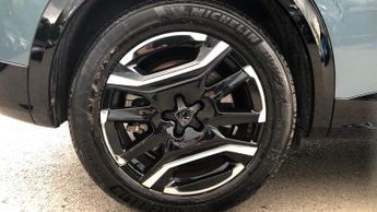 Peugeot 3008 73kWh GT SUV 5dr Electric Auto (210 ps)